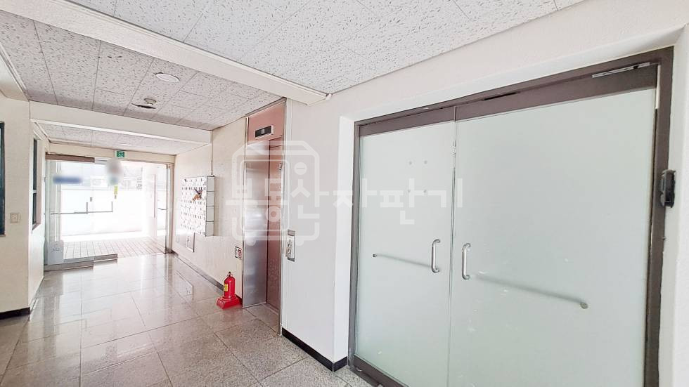 서울 강남구 논현동 무권리, 9호선 선정릉역 7분, 언주역 9분, 더블역세권, 1층 임대 월세 매물번호 35084 사진 4