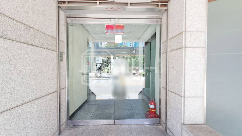 서울 강남구 논현동 무권리, 9호선 선정릉역 7분, 언주역 9분, 더블역세권, 1층 임대 월세 매물번호 35084 사진 5