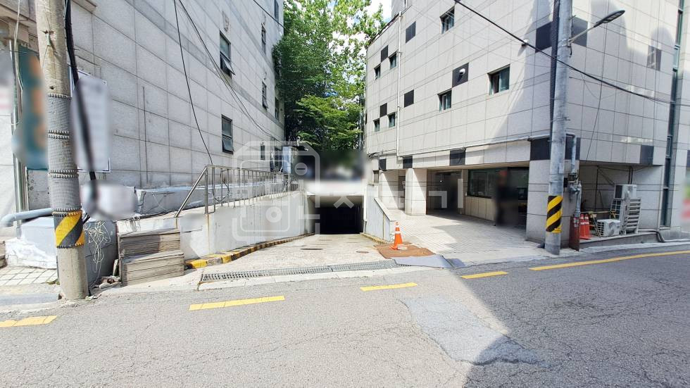 서울 강남구 논현동 무권리, 9호선 선정릉역 7분, 언주역 9분, 더블역세권, 1층 임대 월세 매물번호 35084 사진 6