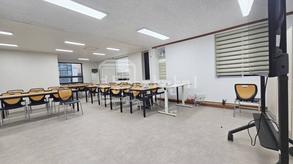 서울 강남구 신사동 무권리, 압구정역 4분, 역세권, 2층 임대 월세 매물번호 31890 사진 4