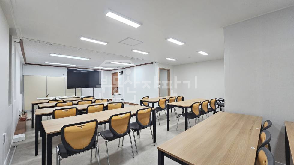 서울 강남구 신사동 무권리, 압구정역 4분, 역세권, 2층 임대 월세 매물번호 31890 사진 6