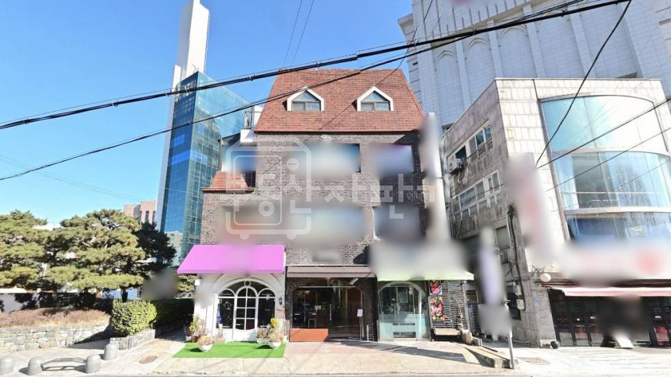 서울 강남구 신사동 무권리, 압구정역 6분, 역세권, 코너건물, 지하1층 임대 월세 매물번호 31892 사진 1