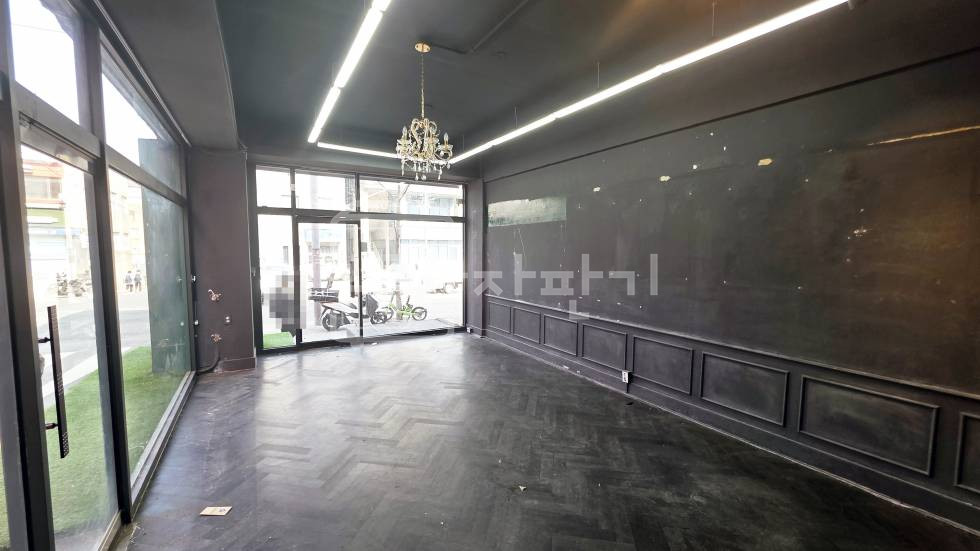 서울 강남구 논현동 무권리, 선정릉역 3분, 초역세권, 1층 임대 월세 매물번호 27893 사진 3