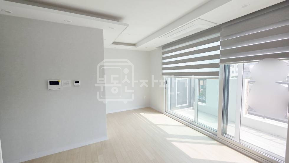 서울 강남구 역삼동 무권리, 역삼역 도보 7분 역세권, 4층 임대 월세 매물번호 35145 사진 2