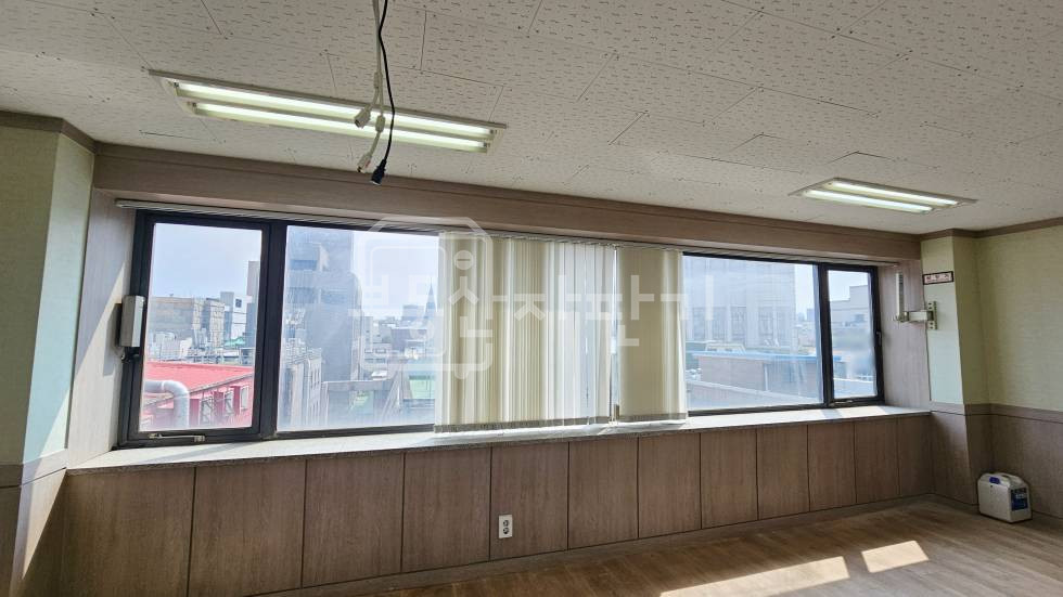 서울 강남구 신사동 무권리, 압구정역 6분, 이면도로, 6층 임대 월세 매물번호 35152 사진 8