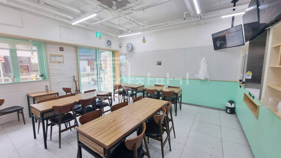 서울 강남구 삼성동 강남구청역 2분, 초역세권, 1층 임대 월세 매물번호 34189 사진 2