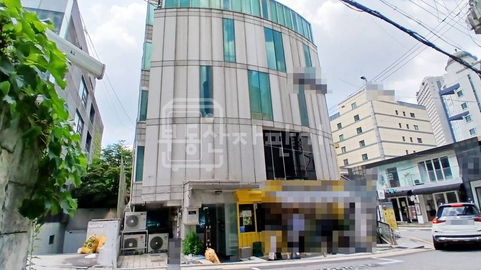 서울 강남구 청담동 무권리, 청담사거리 인근, 4층 임대 월세 매물번호 33777 사진 1