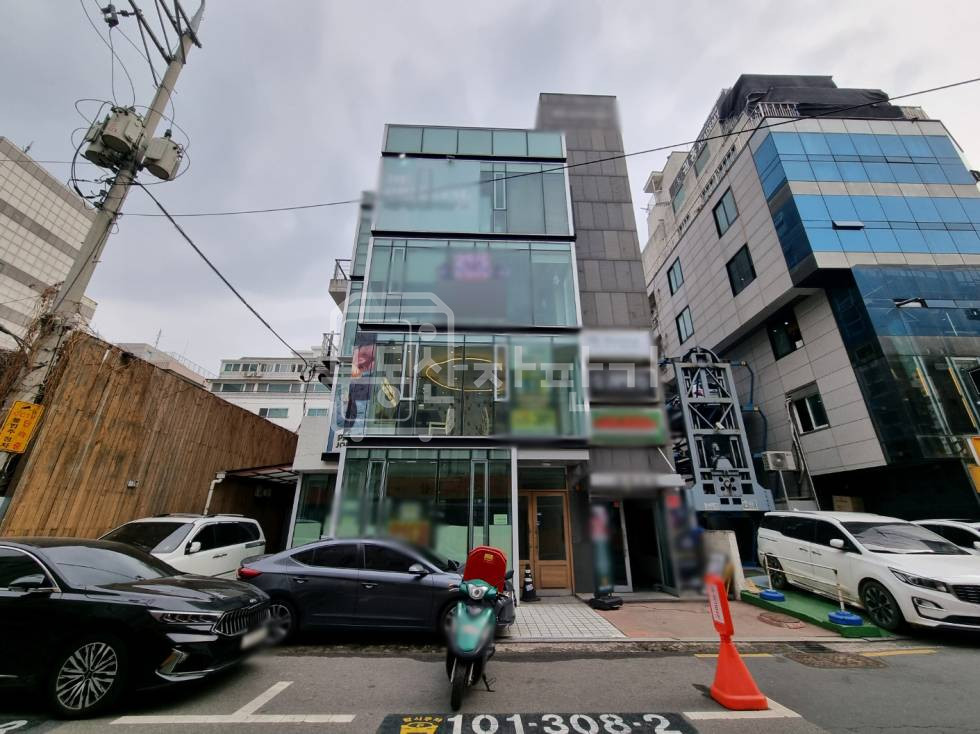 서울 강남구 신사동 가로수길 인근, 4층 임대 월세 매물번호 26254 사진 2