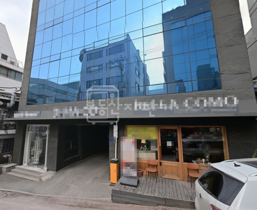 서울 강남구 논현동 강남구청역 도보 4분, 1층 임대 월세 매물번호 35175 사진 1
