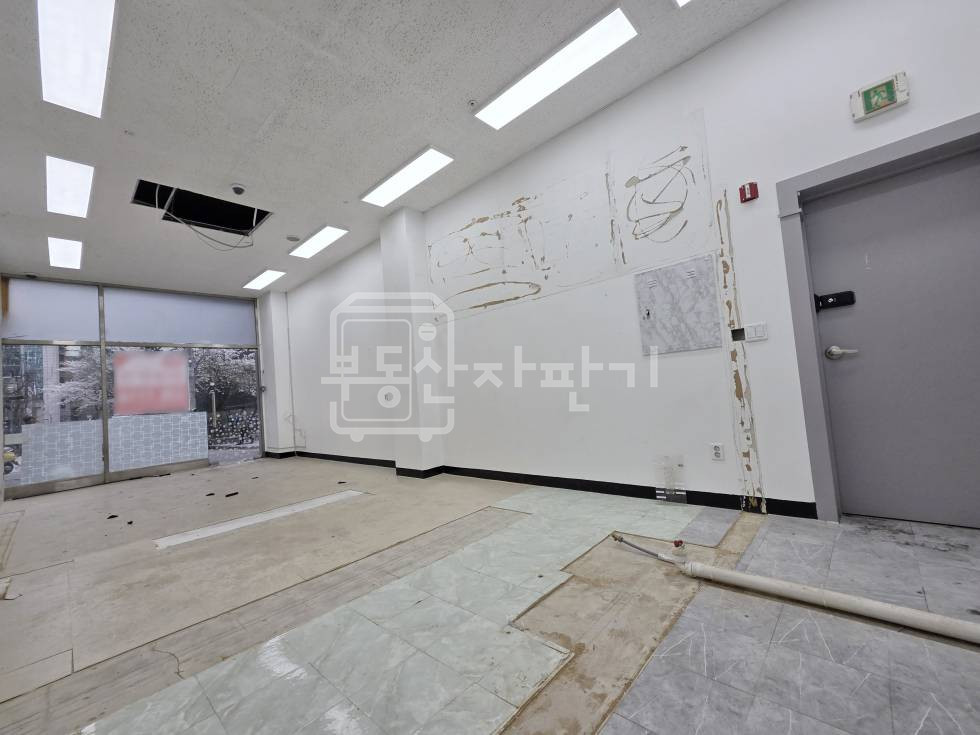 서울 강남구 대치동 삼성역 3분, 초 역세권, 1층 임대 월세 매물번호 33257 사진 4