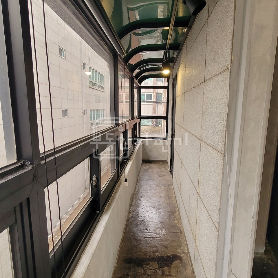 서울 강남구 논현동 무권리, 신사역 3분, 초역세권, 3층 임대 월세 매물번호 35164 사진 5