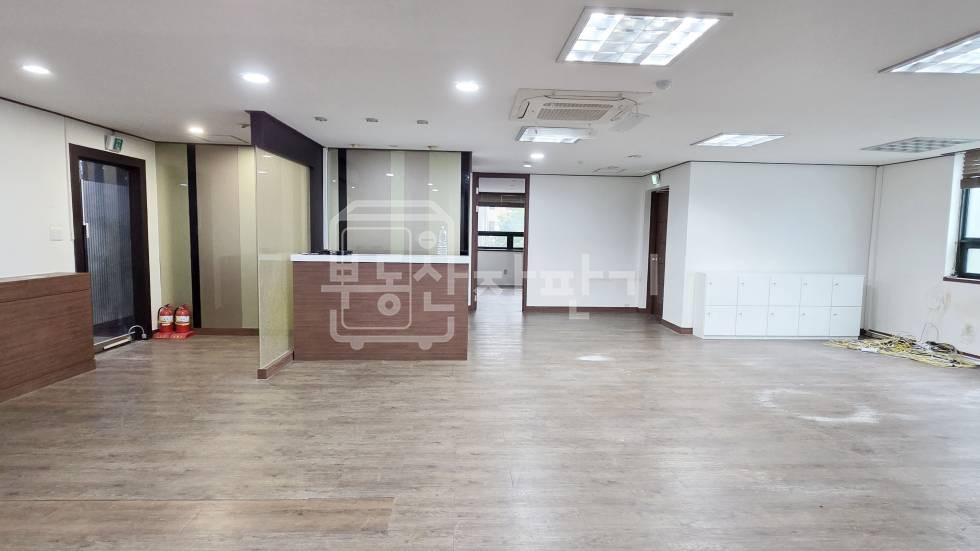 서울 강남구 삼성동 무권리, 선정릉역 도보 1분, 초역세권, 코너건물 3층 임대 월세 매물번호 35077 사진 4