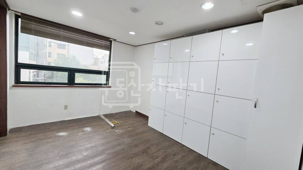 서울 강남구 삼성동 무권리, 선정릉역 도보 1분, 초역세권, 코너건물 3층 임대 월세 매물번호 35077 사진 10