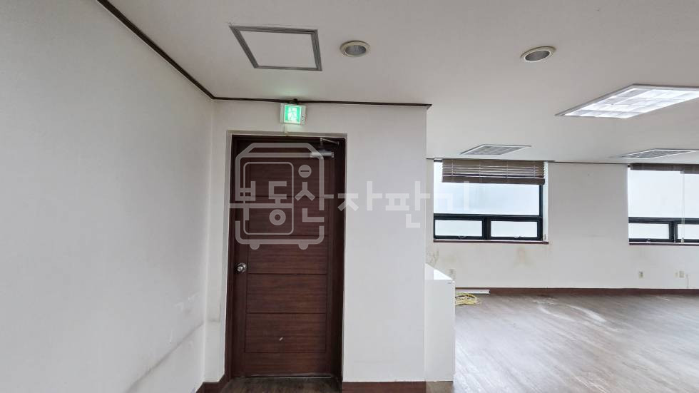 서울 강남구 삼성동 무권리, 선정릉역 도보 1분, 초역세권, 코너건물 3층 임대 월세 매물번호 35077 사진 11