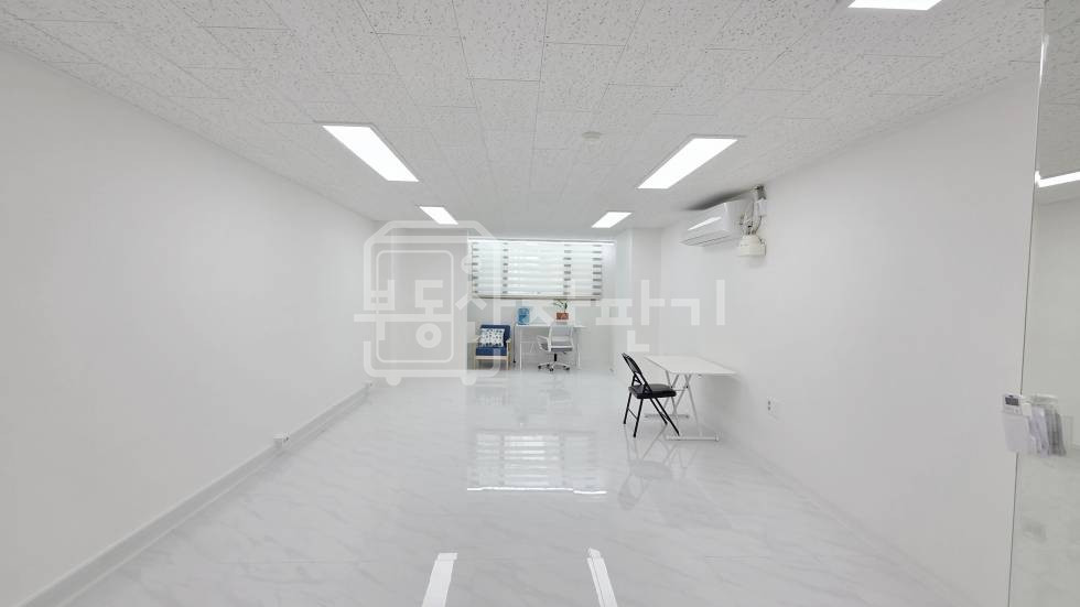 서울 강남구 역삼동 무권리, 역삼역개나리아파트사거리 인근, 3층 임대 월세 매물번호 35148 사진 3