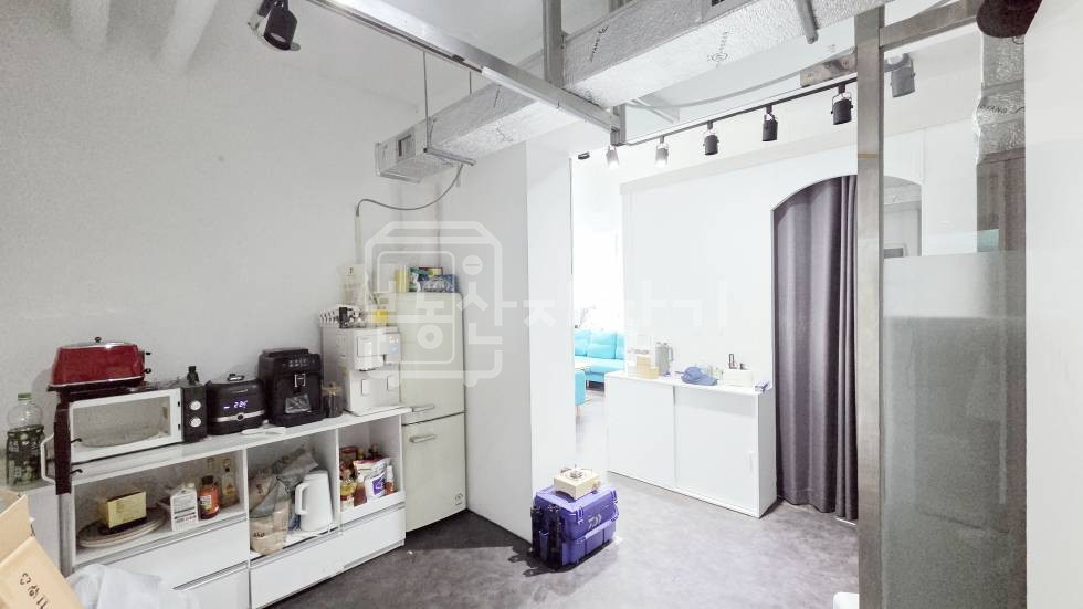 서울 강남구 역삼동 무권리, 언주역 도보 4분 역세권, 1층 임대 월세 매물번호 35151 사진 3