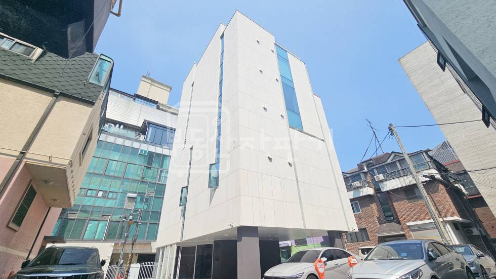 서울 강남구 논현동 무권리 학동역 도보 8분 역세권 코너 건물 3~4층 연층 임대 월세 매물번호 35192 사진 1