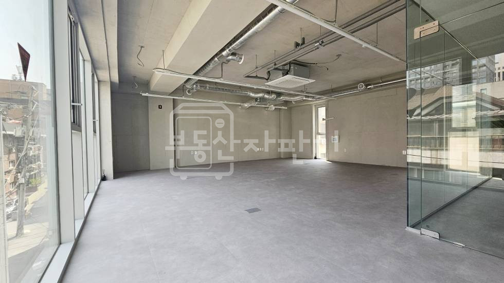 서울 강남구 논현동 무권리 학동역 도보 8분 역세권 코너 건물 3~4층 연층 임대 월세 매물번호 35192 사진 9