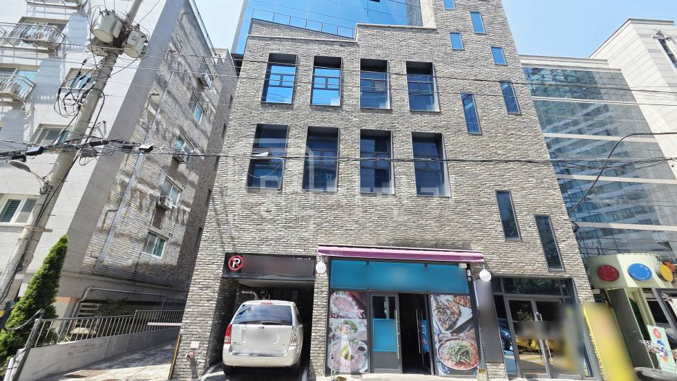 서울 강남구 역삼동 무권리, 역삼역 도보 3분, 역세권, 6층 임대 월세 매물번호 35251 사진 1