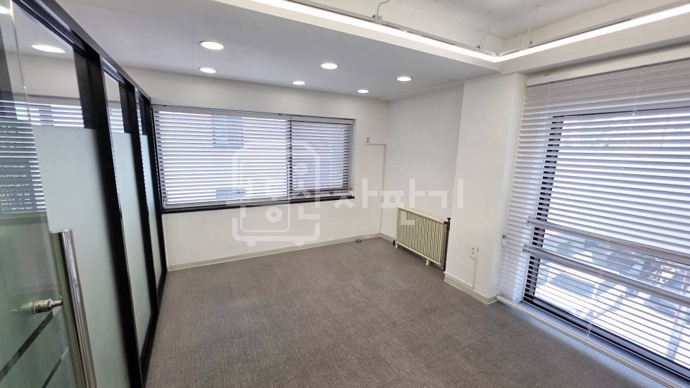 서울 강남구 역삼동 무권리, 언주역 5분, 역세권, 3층 임대 월세 매물번호 33967 사진 4
