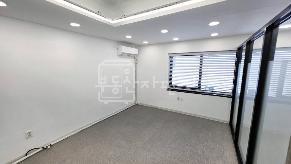 서울 강남구 역삼동 무권리, 언주역 5분, 역세권, 3층 임대 월세 매물번호 33967 사진 5