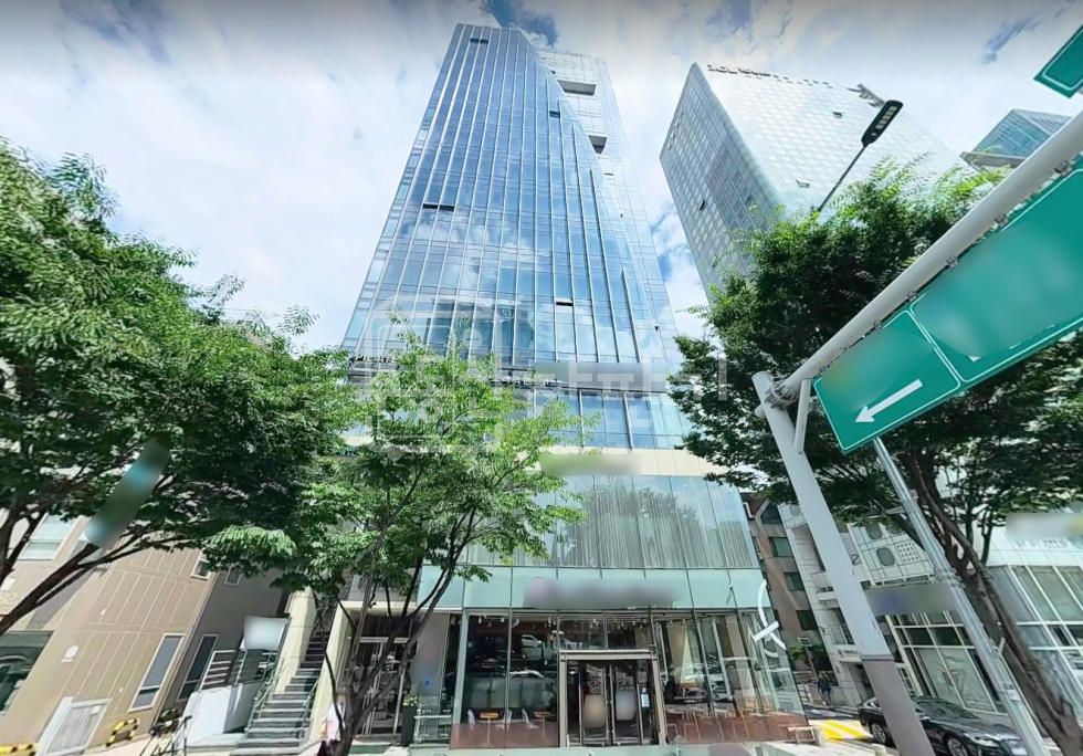 서울 강남구 논현동 무권리, 언주역 1분, 초역세권, 13층 임대 월세 매물번호 35275 사진 1