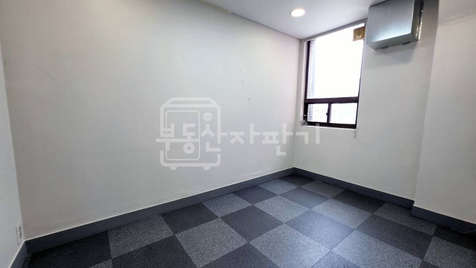 서울 강남구 역삼동 무권리, 강남세브란스 교차로 인근, 3층 임대 월세 매물번호 35276 사진 4