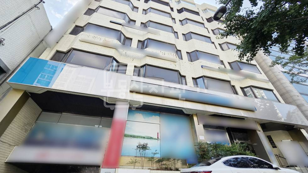 서울 강남구 역삼동 무권리, 강남세브란스사거리 인근, 대로변, 2층 임대 월세 매물번호 35277 사진 1
