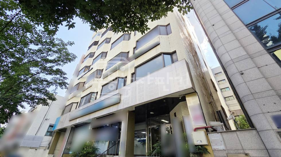 서울 강남구 역삼동 무권리, 강남세브란스사거리 인근, 대로변, 2층 임대 월세 매물번호 35277 사진 2