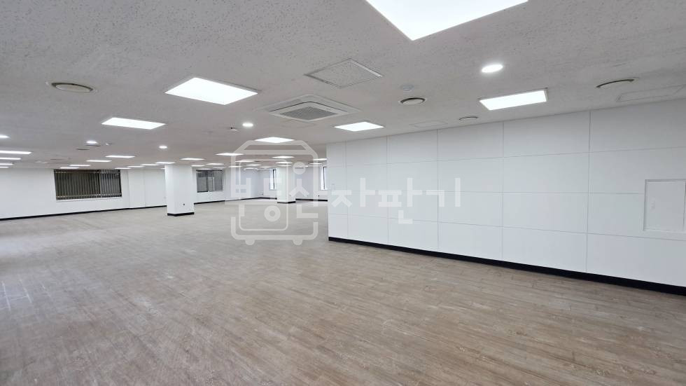서울 강남구 역삼동 무권리, 강남세브란스사거리 인근, 대로변, 2층 임대 월세 매물번호 35277 사진 5