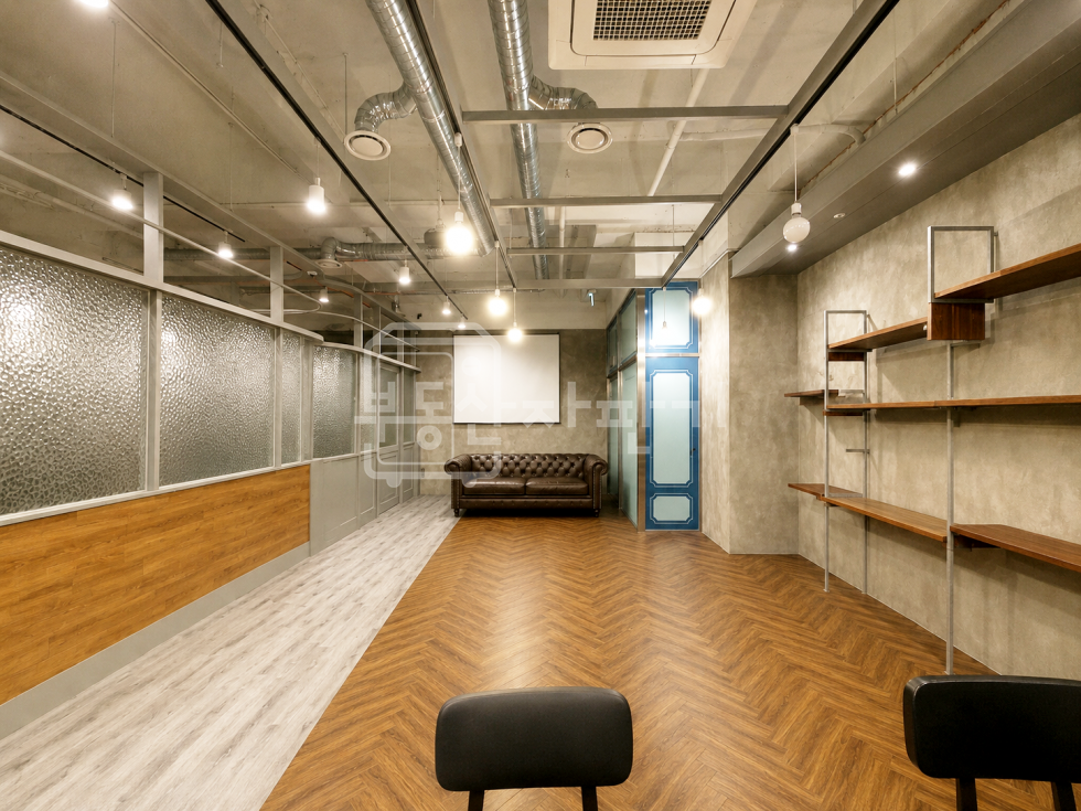 서울 강남구 논현동 무권리, 언주역 1분, 초역세권, 지하1층 임대 월세 매물번호 35185 사진 4