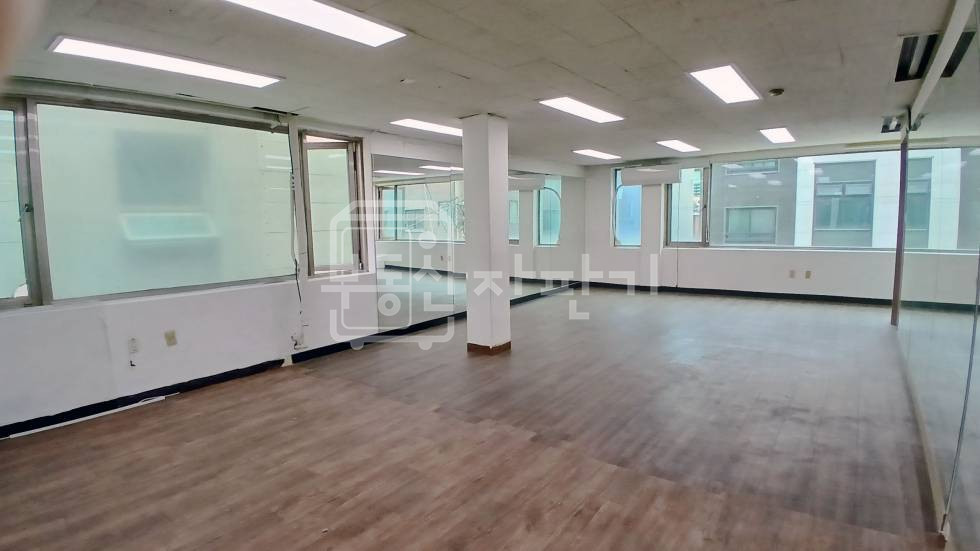 서울 강남구 역삼동 무권리, 창업가거리 교차로 인근, 3층 임대 월세 매물번호 32146 사진 5
