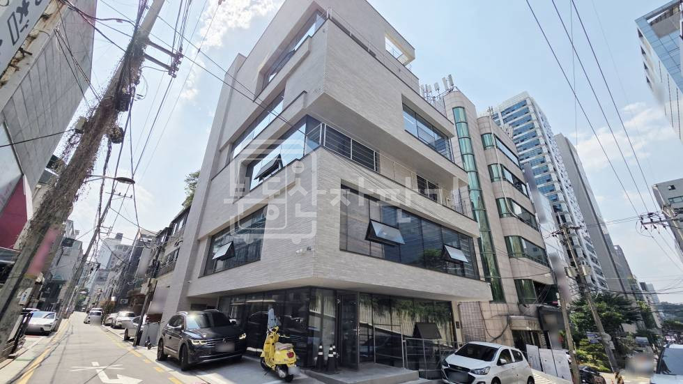 서울 강남구 대치동 무권리, 삼성역 도보 7분, 역세권, 1층임대 월세 매물번호 35286 사진 1