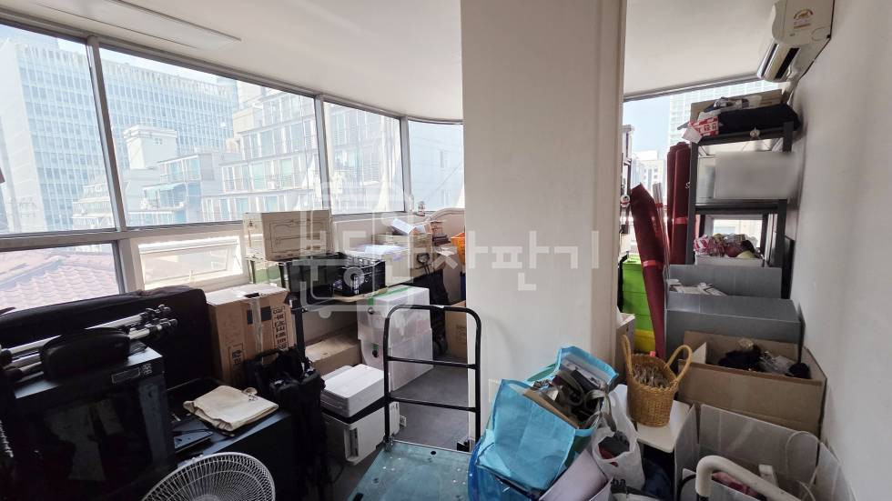 서울 강남구 대치동 무권리, 삼성역 도보 4분, 역세권, 코너건물 3층 임대 월세 매물번호 35288 사진 6