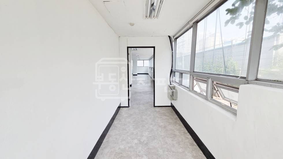 서울 강남구 대치동 무권리, 삼성역 도보 4분, 역세권, 코너건물 3층 임대 월세 매물번호 35288 사진 14