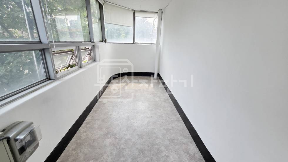 서울 강남구 대치동 무권리, 삼성역 도보 4분, 역세권, 코너건물 3층 임대 월세 매물번호 35289 사진 8