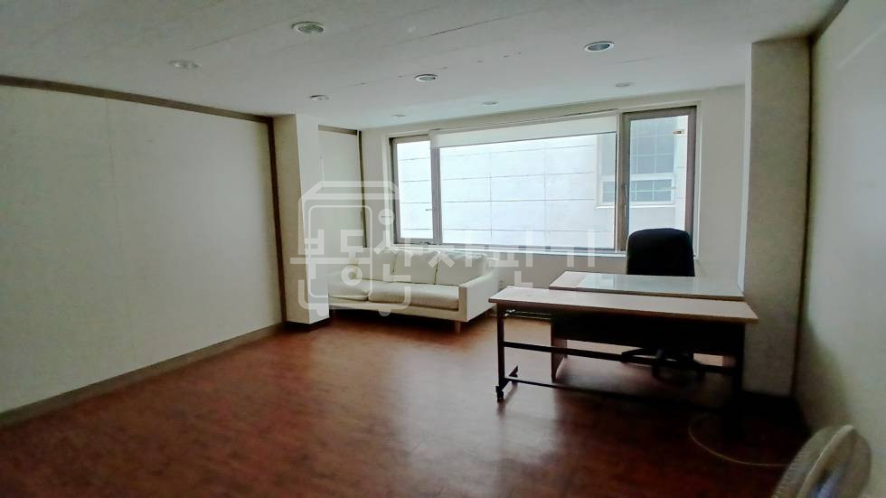 서울 강남구 역삼동 무권리, 창업가거리 교차로 인근, 2층 임대 월세 매물번호 35216 사진 3