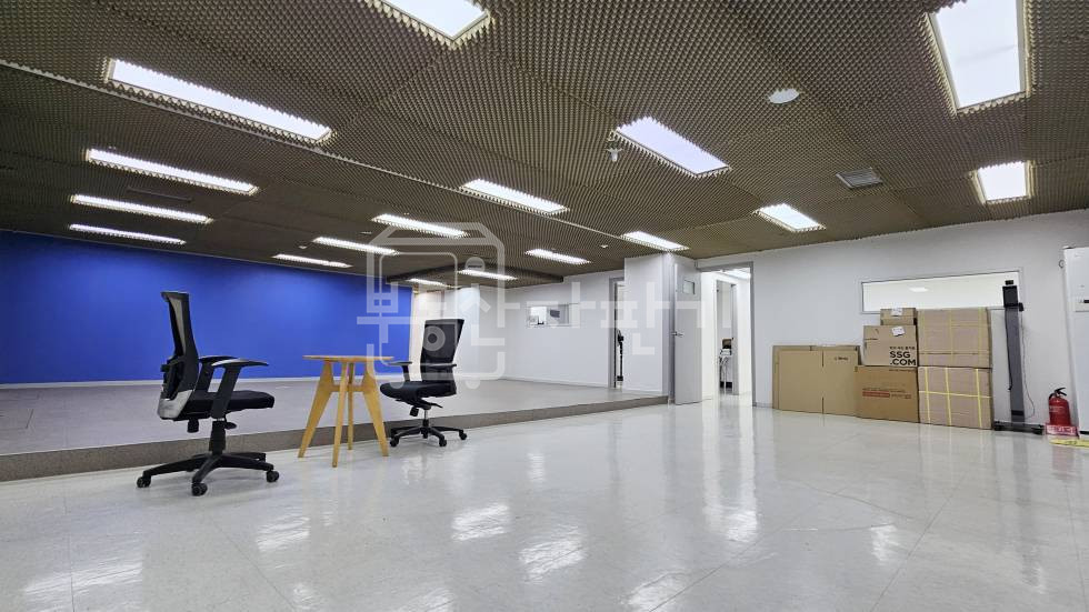서울 강남구 역삼동 역삼역 도보 5분, 역세권, 대로변, 지하2층 임대 월세 매물번호 35278 사진 3