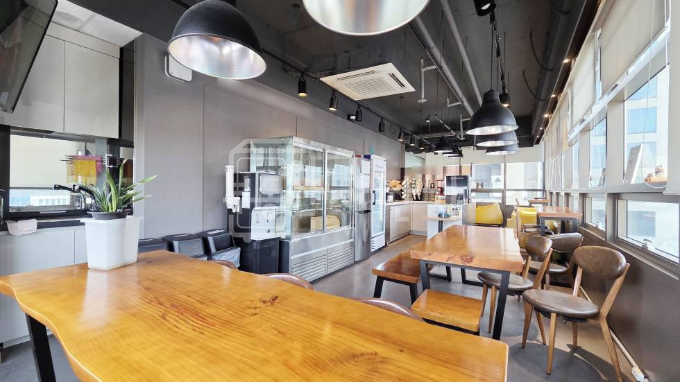 서울 강남구 대치동 무권리, 삼성역 도보 9분, 역세권, 코너건물 1층 임대 월세 매물번호 35301 사진 9