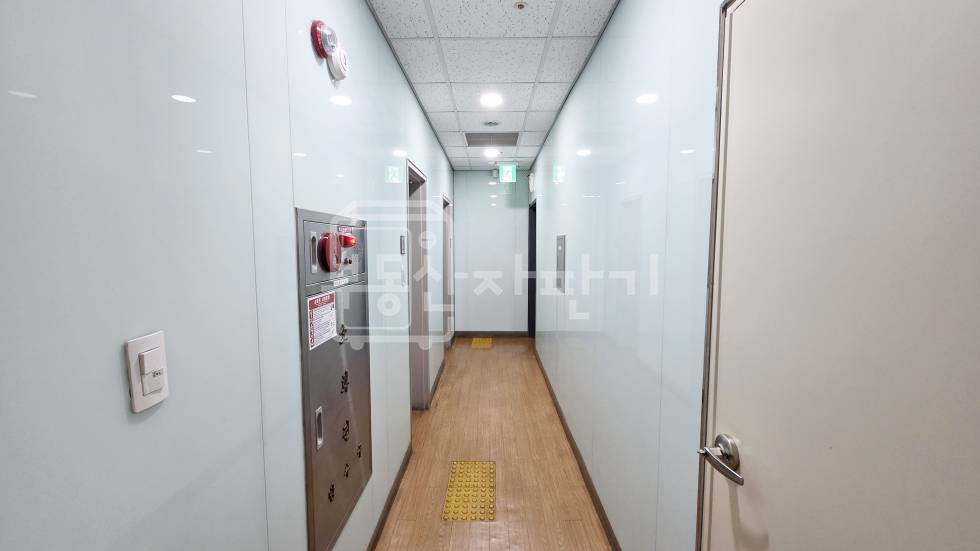 서울 강남구 대치동 무권리, 삼성역 도보 9분, 역세권, 코너건물 1층 임대 월세 매물번호 35301 사진 16