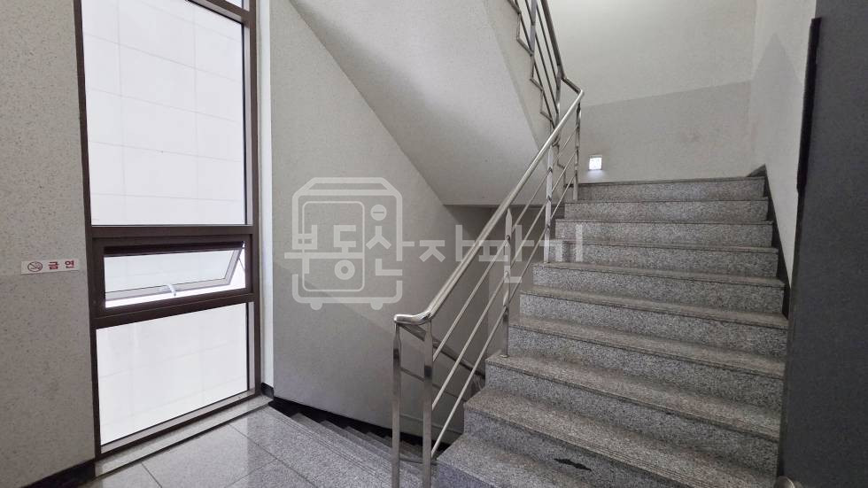 서울 강남구 대치동 무권리, 삼성역 도보 9분, 역세권, 코너건물 1층 임대 월세 매물번호 35301 사진 21