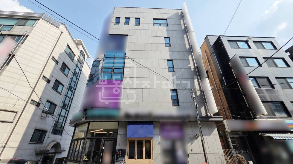 서울 강남구 대치동 무권리, 한티역 도보 10분, 역세권, 코너건물 3층 임대 월세 매물번호 35304 사진 1