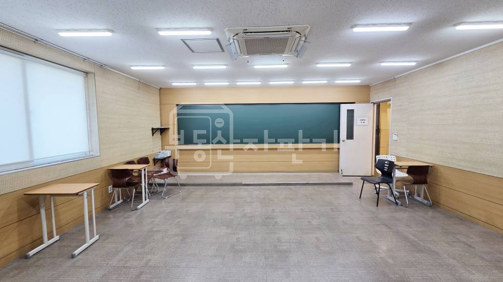 서울 강남구 대치동 무권리, 한티역 도보 10분, 역세권, 코너건물 3층 임대 월세 매물번호 35304 사진 4