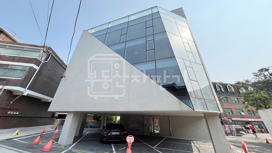 서울 강남구 역삼동 무권리, 역삼역 도보 5분, 이면도로, 코너건물, 지하1층 임대 월세 매물번호 35308 사진 2