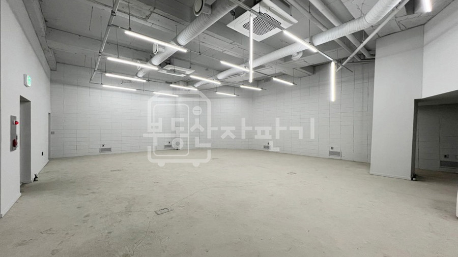 서울 강남구 역삼동 무권리, 역삼역 도보 5분, 이면도로, 코너건물, 지하1층 임대 월세 매물번호 35308 사진 4
