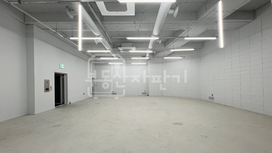 서울 강남구 역삼동 무권리, 역삼역 도보 5분, 이면도로, 코너건물, 지하1층 임대 월세 매물번호 35308 사진 6