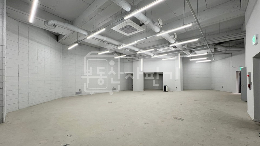 서울 강남구 역삼동 무권리, 역삼역 도보 5분, 이면도로, 코너건물, 지하1층 임대 월세 매물번호 35308 사진 7