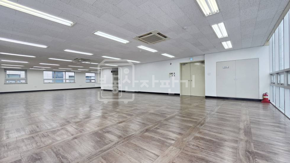 서울 강남구 대치동 무권리, 선릉역 도보 4분, 역세권, 이면도로, 7층 임대 월세 매물번호 35310 사진 3