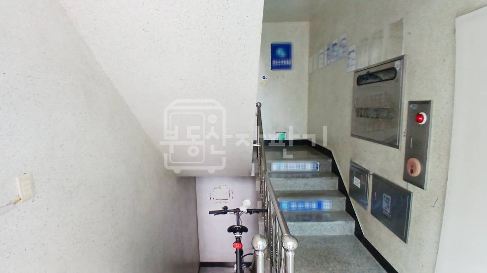 서울 강남구 대치동 무권리, 한티역 4분, 역세권, 지하층 임대 월세 매물번호 35320 사진 10