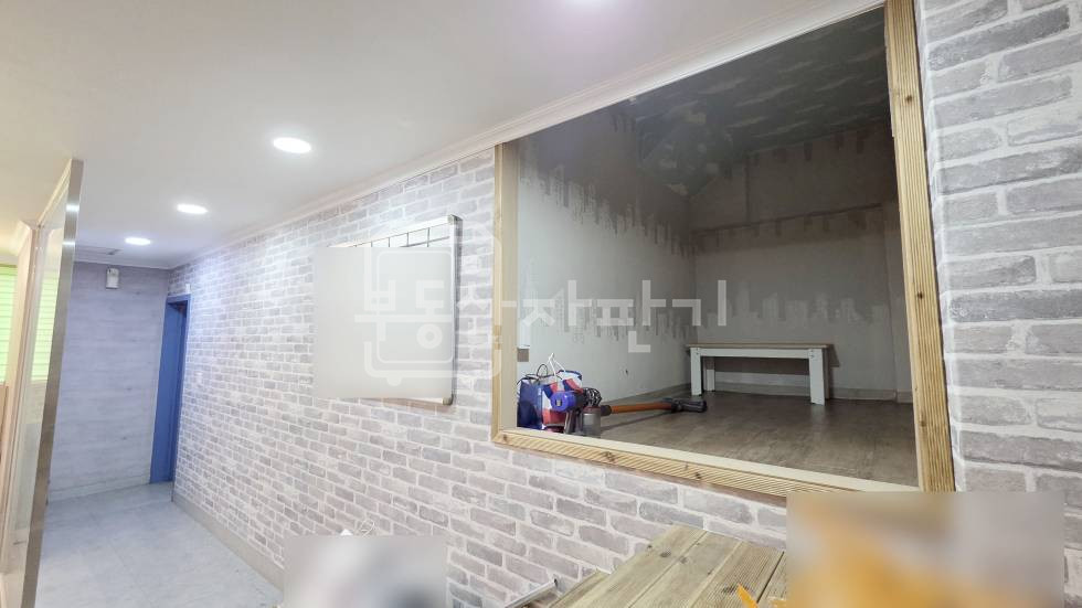 서울 서초구 반포동 무권리, 논현역 도보 3분 초역세권, 2층 임대 월세 매물번호 35344 사진 5